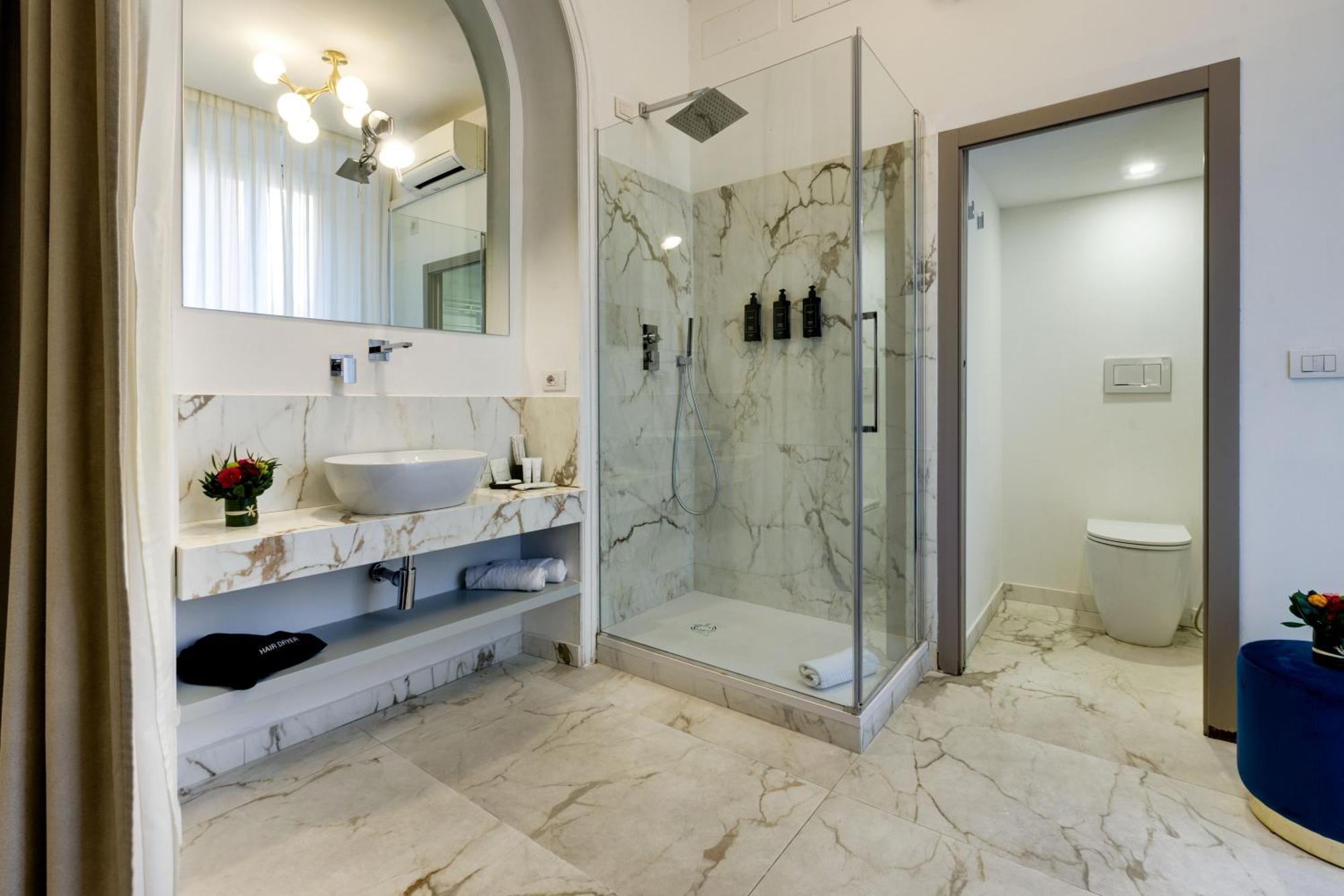 Piazza Farnese Luxury Suites Rome Bagian luar foto