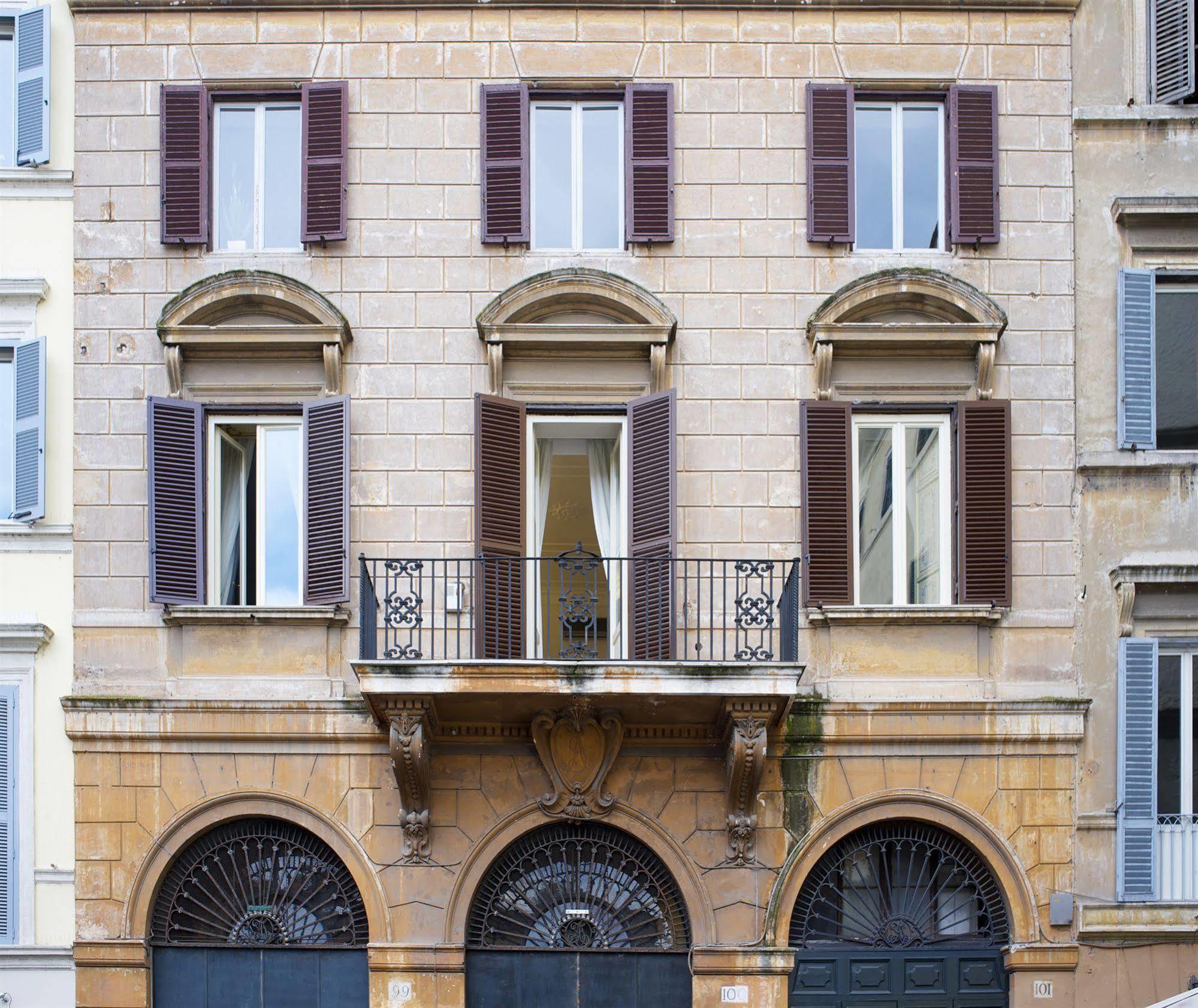 Piazza Farnese Luxury Suites Rome Bagian luar foto